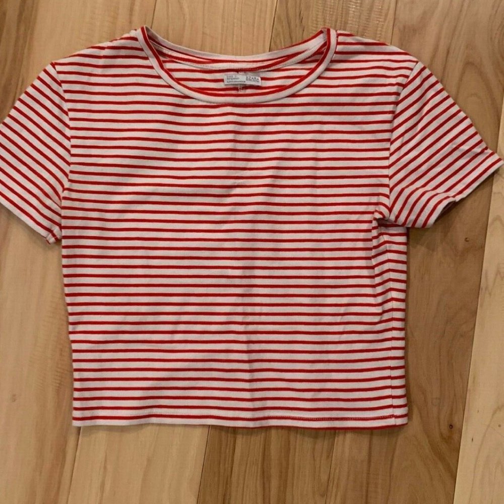 Zara Cropped T Shirt Red & White Stripes CUTE :)